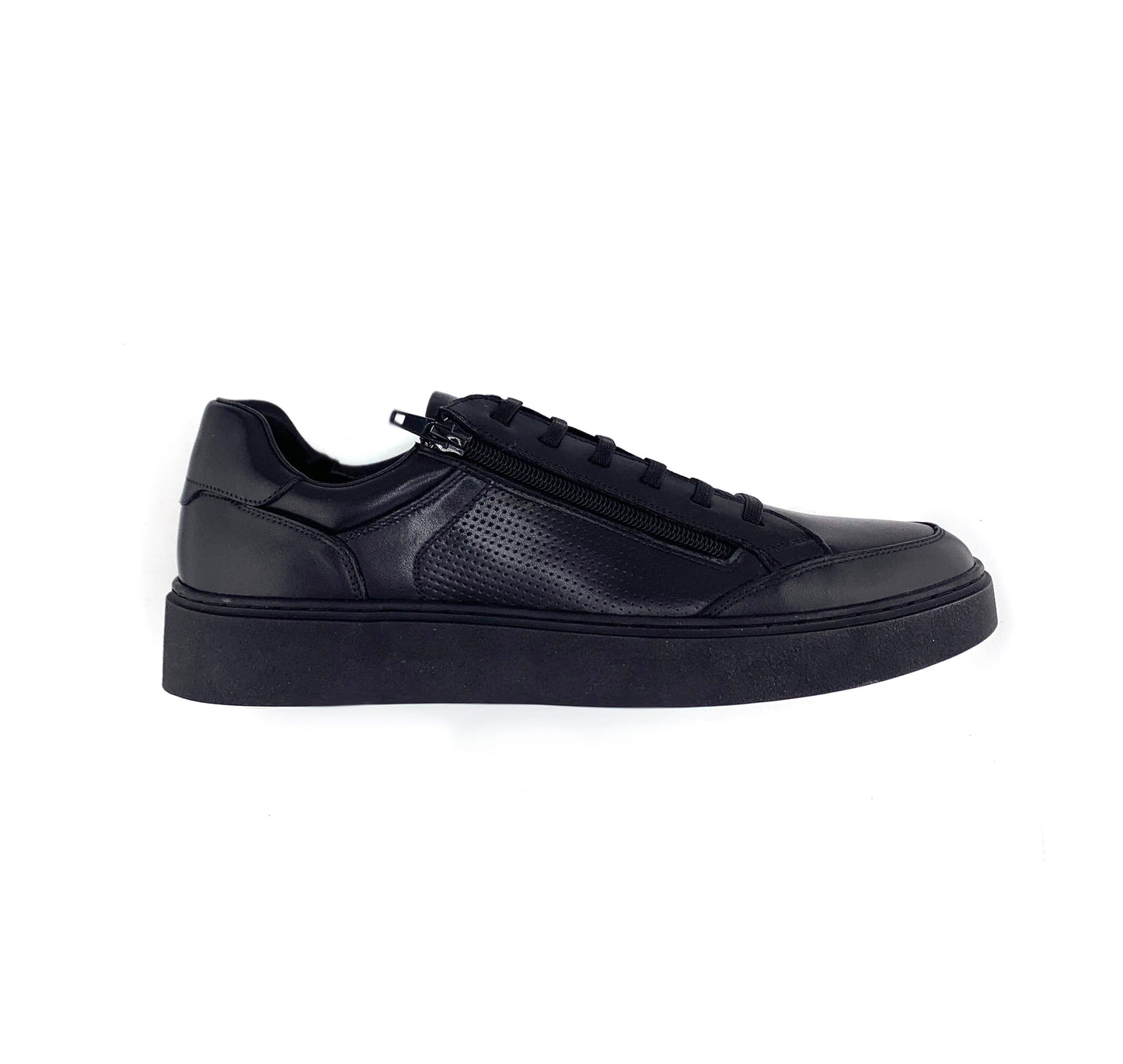 Noah Low Top Leather Sneaker